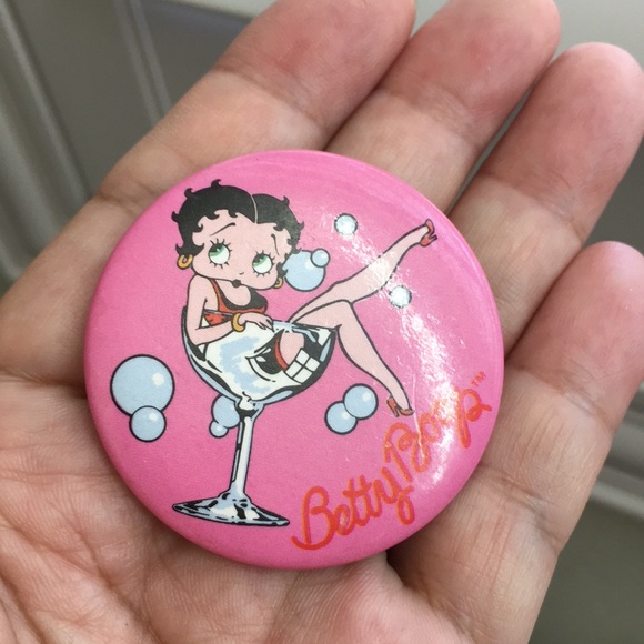 🖤2011 Betty boop in the glass design button pin brooch - Picture 9 of 10